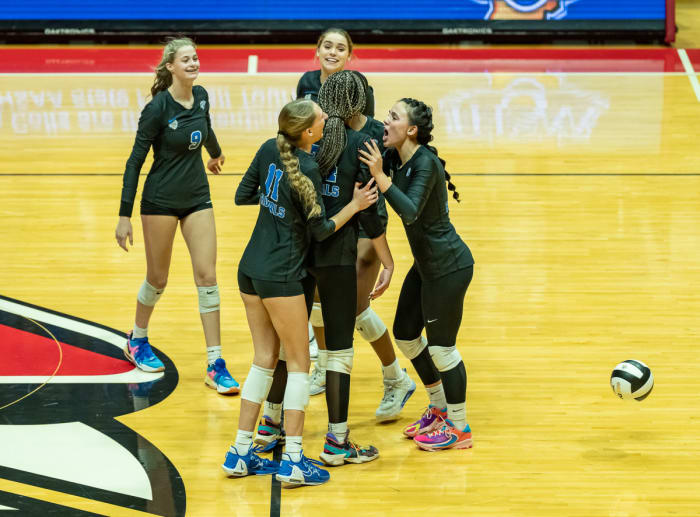 Hamilton Southeastern Castle Illinois girls volleyball 11-4-23 Julie L Brown 24066